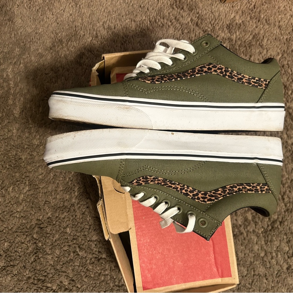 Vans Olive Green Low-Top Sneakers with Leopard Stripe Accent - Picture 4 of 7